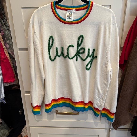 QUEEN OF SPARKLES White Sweater with Rainbow Trim-st Patrick’s day - Picture 1 of 2